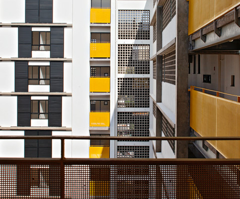 corruiras-81-site1@2x